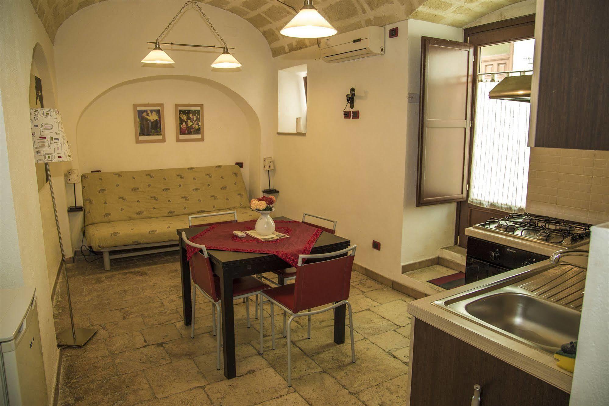 Vecchia Mottola Albergo Diffuso Exterior foto
